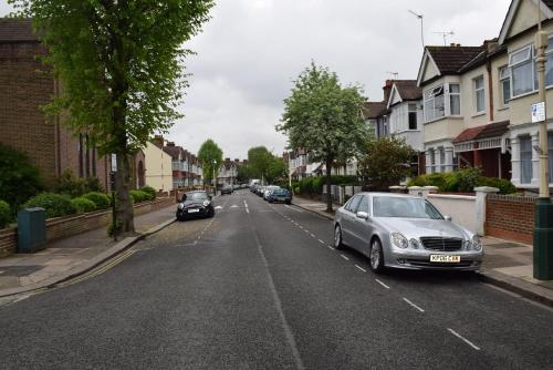 Фотография гостевого дома Camborne Avenue W13