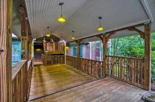 Фотографии гостевого дома
Superb Mountain Air Condo with Views, Near Asheville