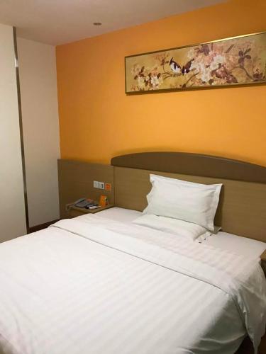 Фотография гостиницы 7Days Inn Ya`an Bridge Street Center