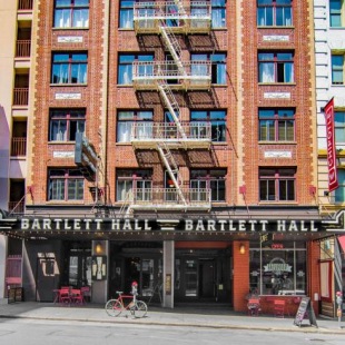 Фотография гостиницы The Bartlett Hotel and Guesthouse
