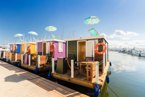 Фотография мини отеля The Homeboat Company Sant'Elmo-Cagliari