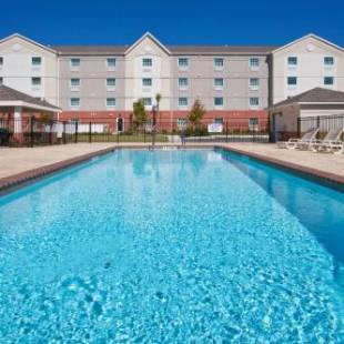 Фотографии гостиницы 
            Candlewood Suites - Bluffton-Hilton Head, an IHG Hotel