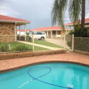 Фотографии мотеля
Baybrook Motor Inn