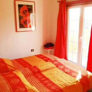 Фотографии гостевого дома
Bright And Spacious House In The South Of Tenerife