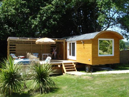 Фотография мини отеля MAROSENIA TTIKI - Cabanes et Spa