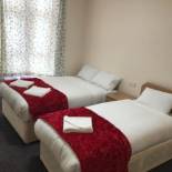 Фотография гостиницы Woodlands Lodge Ilford