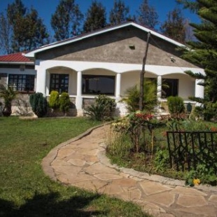 Фотография гостевого дома Room in Bungalow - Reens Vacation Rental Home