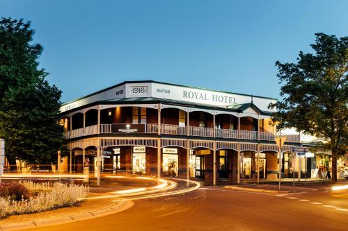 Фотография гостиницы The Royal Daylesford Hotel