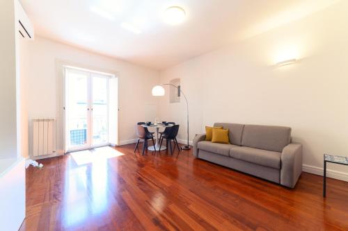 Фотография гостевого дома Glam House Apartment