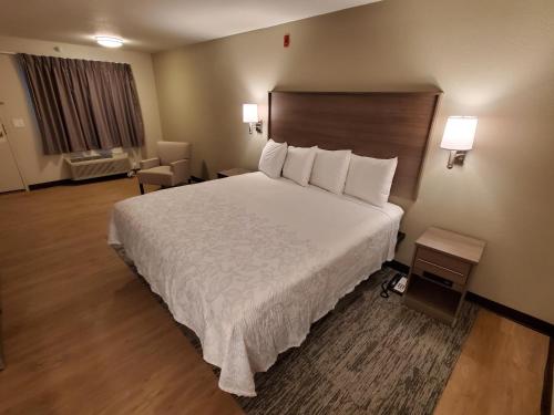 Фотография гостиницы Red Roof Inn PLUS+ Chula Vista