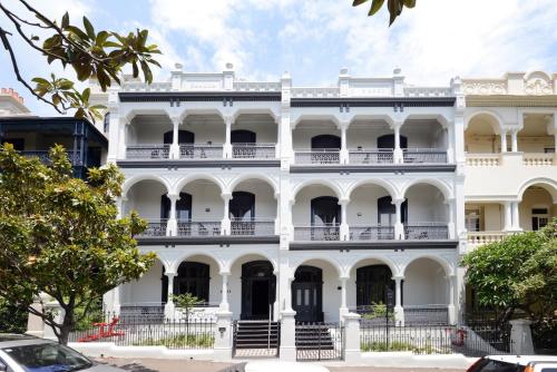 Фотография гостиницы Hotel Challis Potts Point