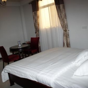 Фотография гостиницы Kenlon Hotel