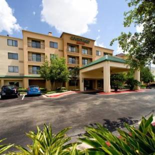 Фотографии гостиницы 
            Courtyard Houston Sugar Land/Stafford