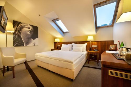 Фотография гостиницы Hotel Sovereign Prague