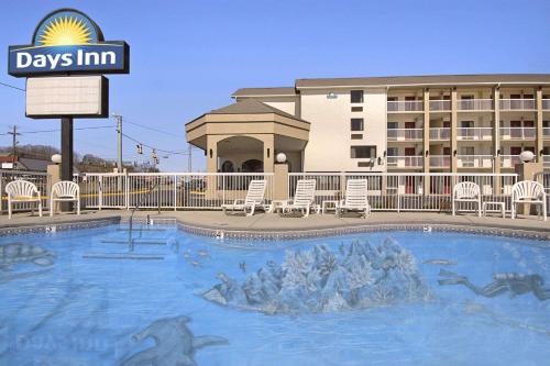 Фотография мотеля Days Inn by Wyndham Apple Valley Pigeon Forge/Sevierville