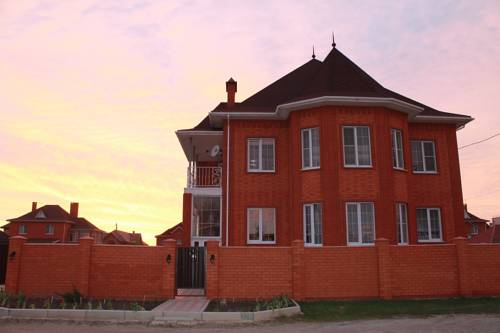 Фотография гостевого дома Югра на Приморском