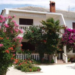 Фотографии гостевого дома
Apartments with a parking space Povljana, Pag - 228