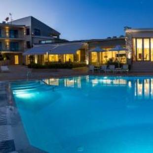 Фотографии гостиницы
Calma Hotel & Spa