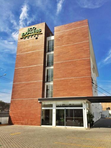 Фотография гостиницы Gumont Hotel