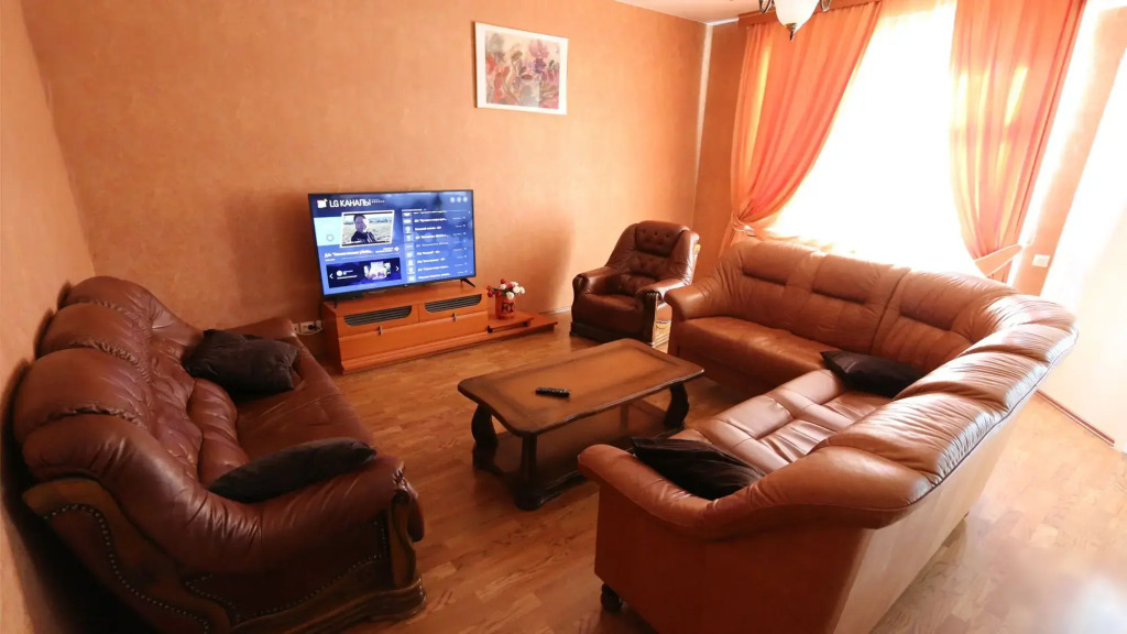 Фотография квартиры Квартира Просторная квартира с сауной рядом