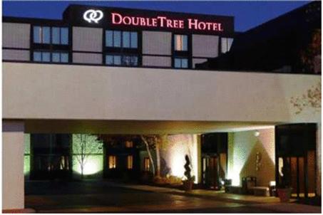 Фотография гостиницы DoubleTree by Hilton Columbus/Worthington