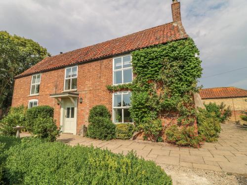 Фотография гостевого дома Hall Farm