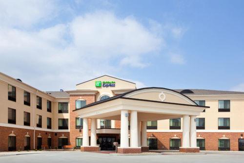 Фотография гостиницы Holiday Inn Express Peru-Lasalle Area, an IHG Hotel
