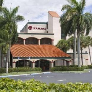 Фотографии гостиницы 
            Ramada by Wyndham West Palm Beach Airport