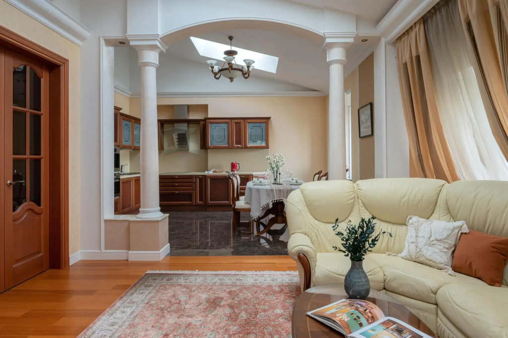 Фотография квартиры MyHome YourHome (МайХоум ЙоХоум) на 11-ой линии Васильевского острова 4