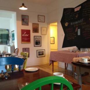 Фотографии мини отеля
The Stop