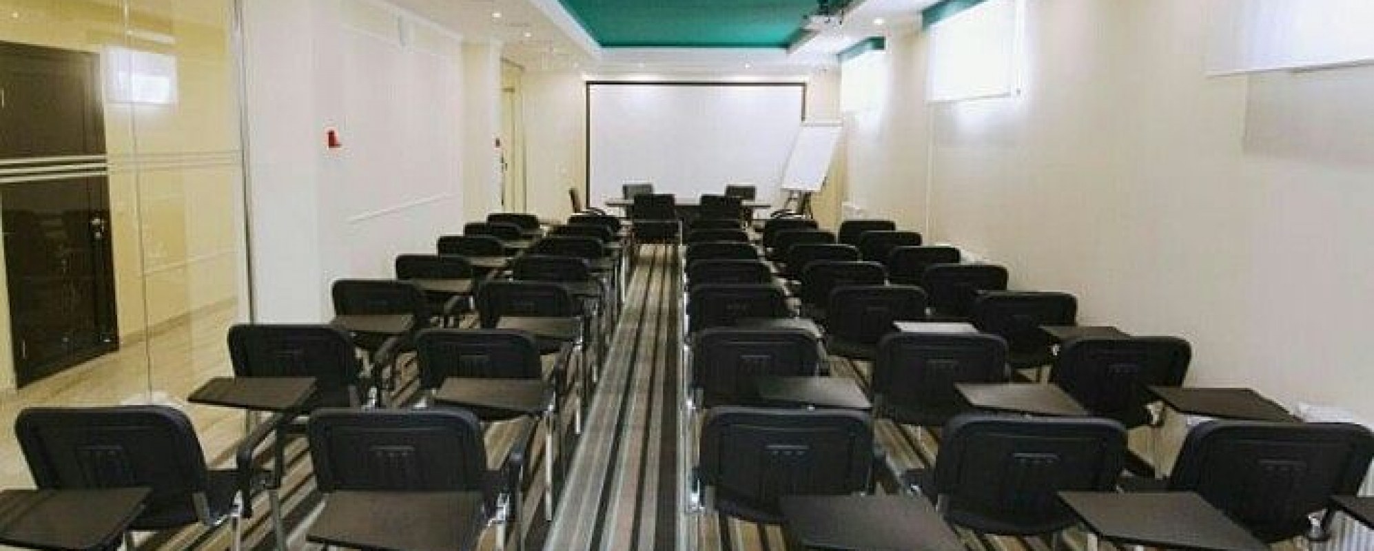 Фотографии конференц-зала Голубая Лагуна