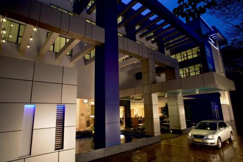 Фотография гостиницы Adarsh Hamilton