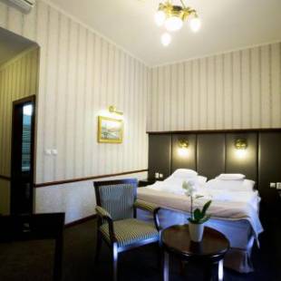 Фотографии гостиницы
Hotel Golden Eagle