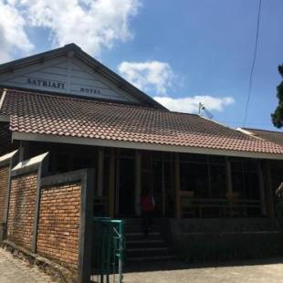 Фотографии гостевого дома
Satriafi Hotel