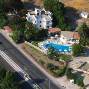 Фотографии апарт отеля
Dolphin Apartments