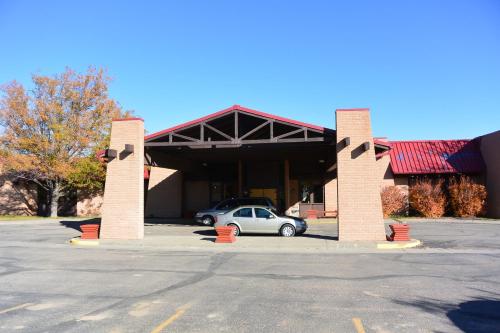 Фотография гостиницы Douglas Inn and Conference Center