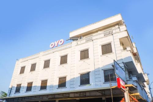 Фотография гостиницы OYO 1136 Hotel Surya Solo