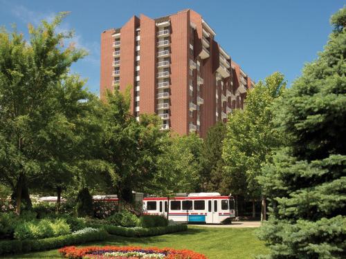 Фотография гостиницы Little America Hotel Salt Lake City