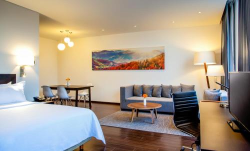 Фотография гостиницы Fiesta Inn Plaza Central Aeropuerto