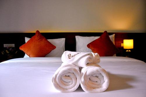 Фотография гостиницы The Eight Ratvithi House - SHA Certified