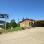 Фотография мотеля Town House Motel