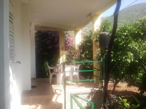 Фотография гостевого дома Apartments with WiFi Trpanj, Peljesac - 13664