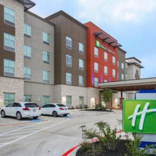 Фотографии гостиницы
Holiday Inn Express & Suites Houston - Hobby Airport Area, an IHG Hotel