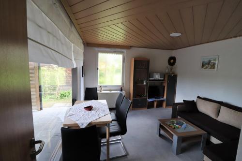 Фотография гостевого дома Haus am See mit Sauna - KEK2