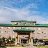 Фотография гостиницы Sandman Hotel Calgary Airport