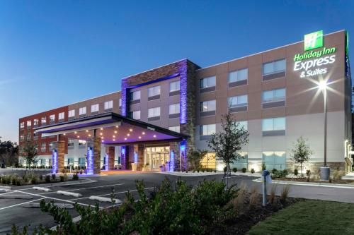 Фотографии гостиницы
Holiday Inn Express & Suites - Wilmington West - Medical Park, an IHG Hotel