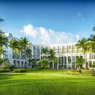 Фотография гостиницы Margaritaville Vacation Club by Wyndham - Rio Mar
