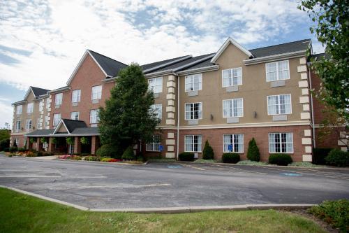 Фотография гостиницы Country Inn & Suites by Radisson, Macedonia, OH