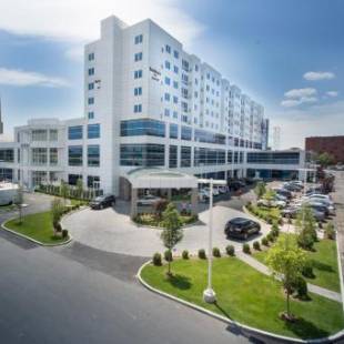 Фотографии гостиницы 
            Residence Inn by Marriott The Bronx at Metro Center Atrium