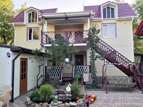 Фотографии гостевого дома 
            на Морской 156